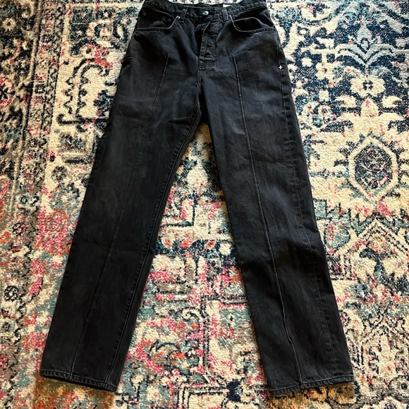 Imogene and Willie wyatt black stone - Picture 1 of 3